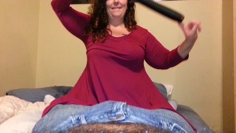 Kurvige Freundin nimmt ihre erste POV-Blowjob-Szene auf und verschlingt leidenschaftlich mein pulsierendes "Mannfleisch" Kurvige Freundin nimmt ihre erste POV-Blowjob-Szene auf und verschlingt leidenschaftlich mein pulsierendes "Mannfleisch"