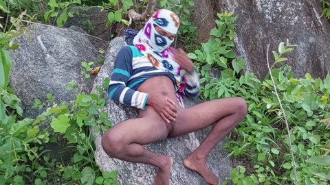 Trava negra, travesti con polla negra y grande, juguete sexual