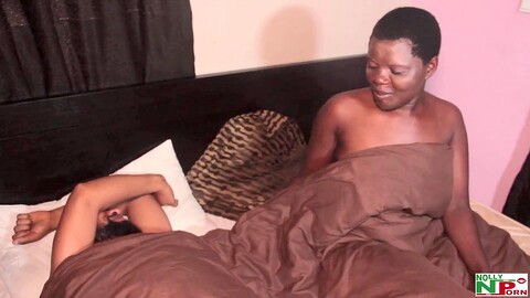 Encuentro ardiente por la mañana con la belleza ébano Krissyjoh