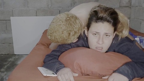 Adolescente argentina hace una mamada profunda