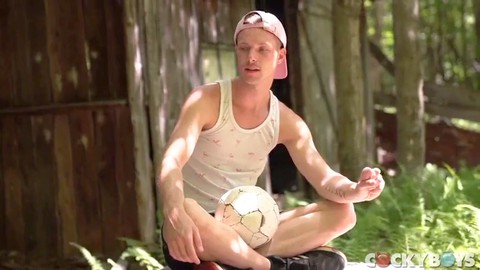Gay barebacking, пара, в лесу Gay barebacking, пара, в лесу