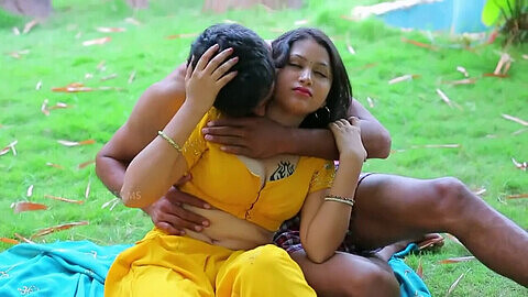 Mamatha's boobs and navel caressed, kissed, and squeezed in hot Indian short film 583